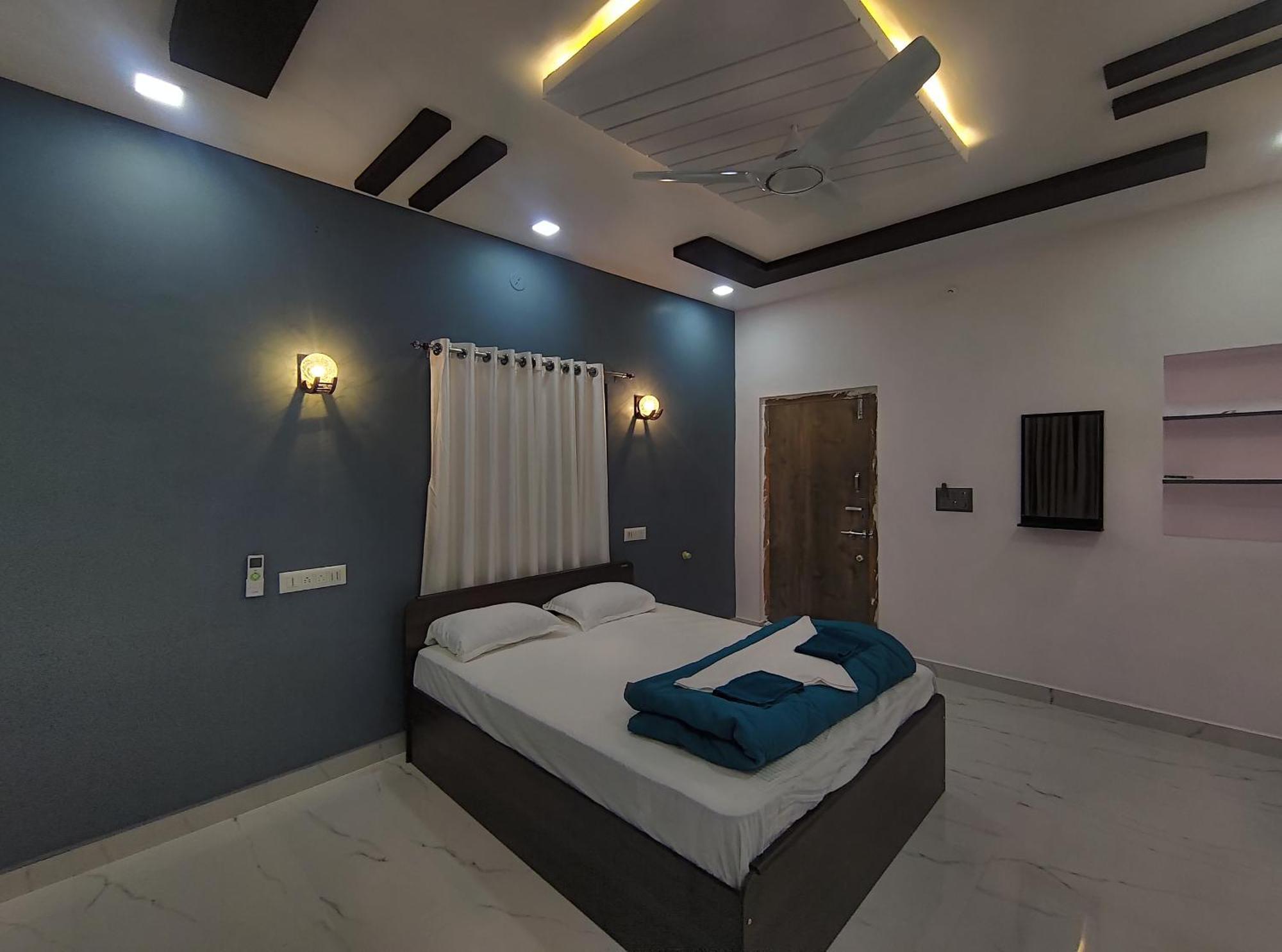 Raj Homestay 亨比 外观 照片